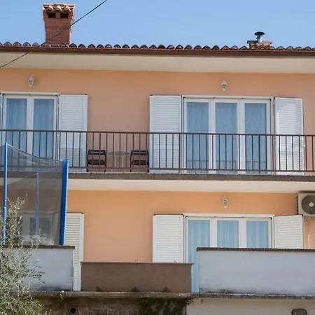 Apartment Apartman Matea Malinska